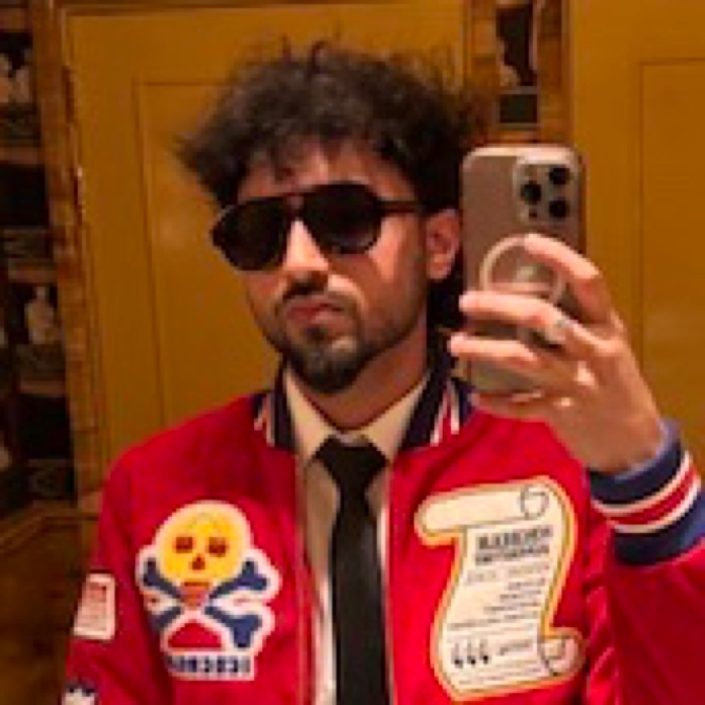 AppleMusic profile picture for @uzair
