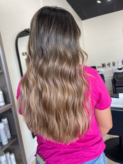 Elle Salon