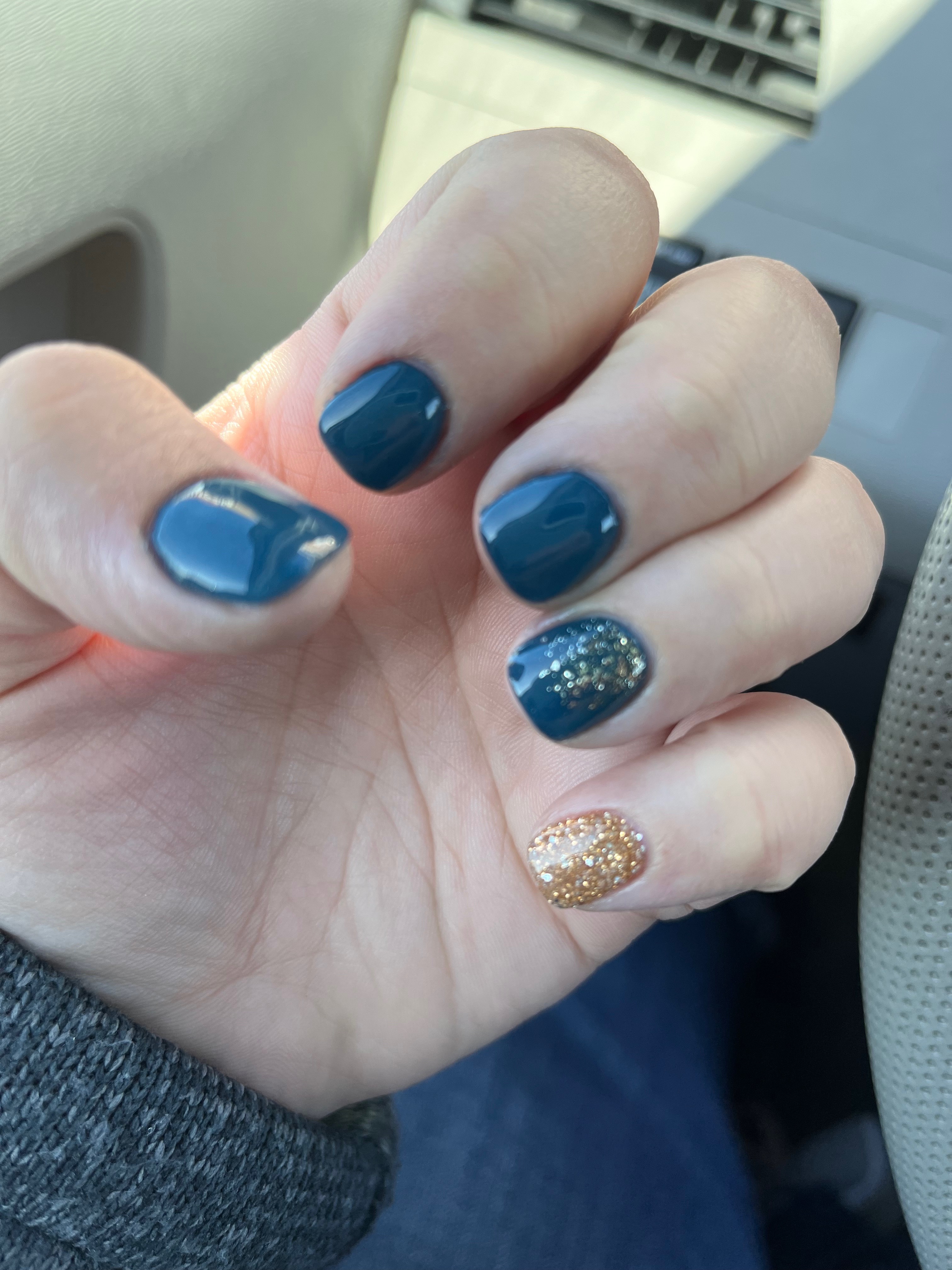SIsters' Nail & Spa