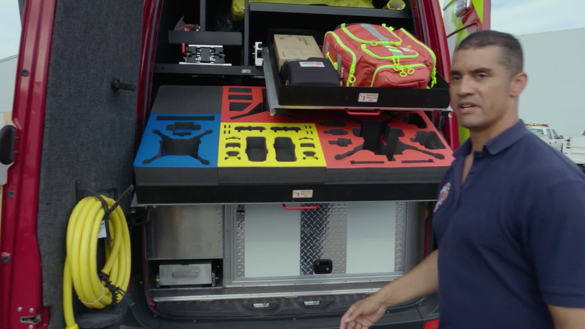 ‎New Firefighting Tech - Bright Now! (Series 1, Episode 4) - Apple TV (IN)