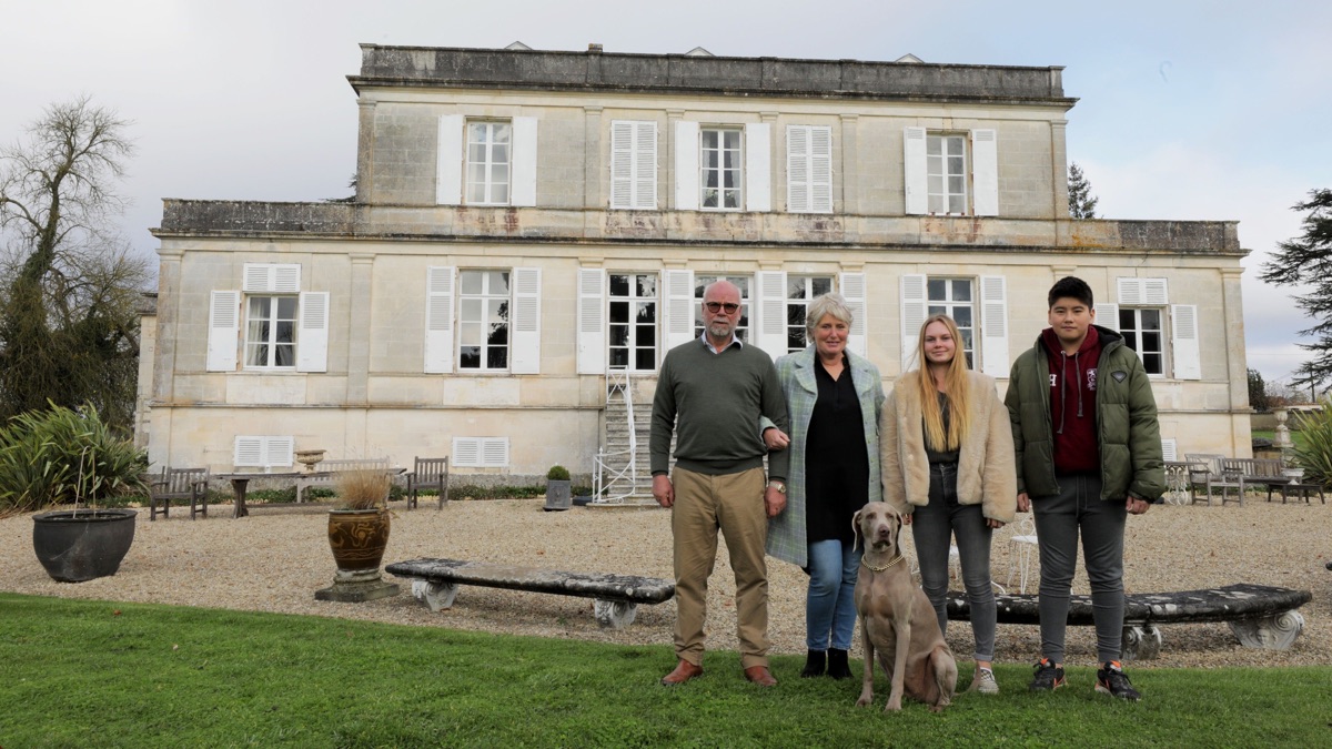 Series 3 Episode 23 - Escape to the Chateau: DIY (Series 8, Episode 23