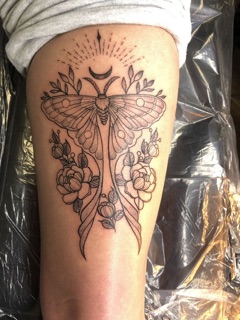 Golden Idol Tattoo shop