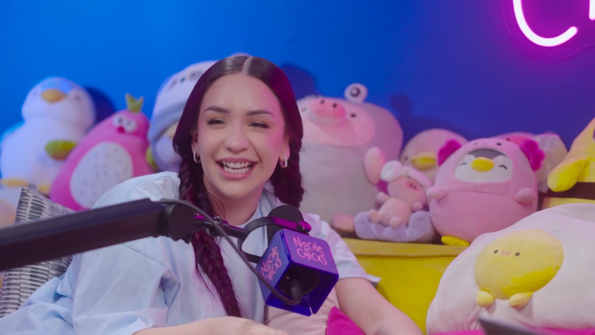 Nos estafó un fantasma japonés! Ft. Daniela Rodrice - Noche de chicxs ...