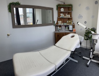 Nikhar Beauty Salon