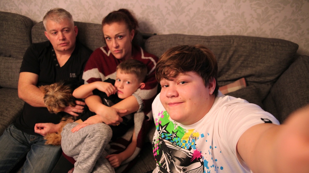 Josh – It's Your Fault I'm Fat (Season 1, Episode 5) - Apple TV (CA)