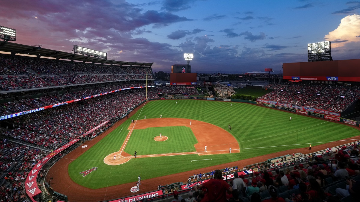 San Francisco Giants at Los Angeles Angels - Watch Live - Apple TV