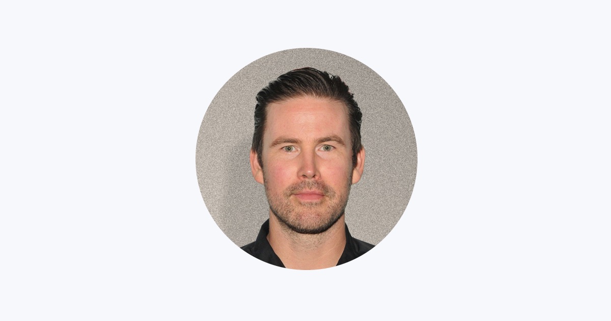 ‎Zach Cregger - Movies, TV Shows, Music, and Podcasts - Apple Snapshot
