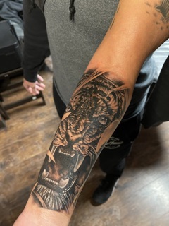 Black Widow Tattoo tattoo studio photo