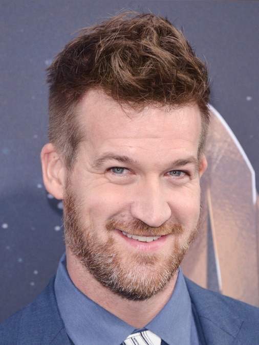 Энтони митчелл актер фото Kenneth Mitchell Movies and Shows - Apple TV (NZ)