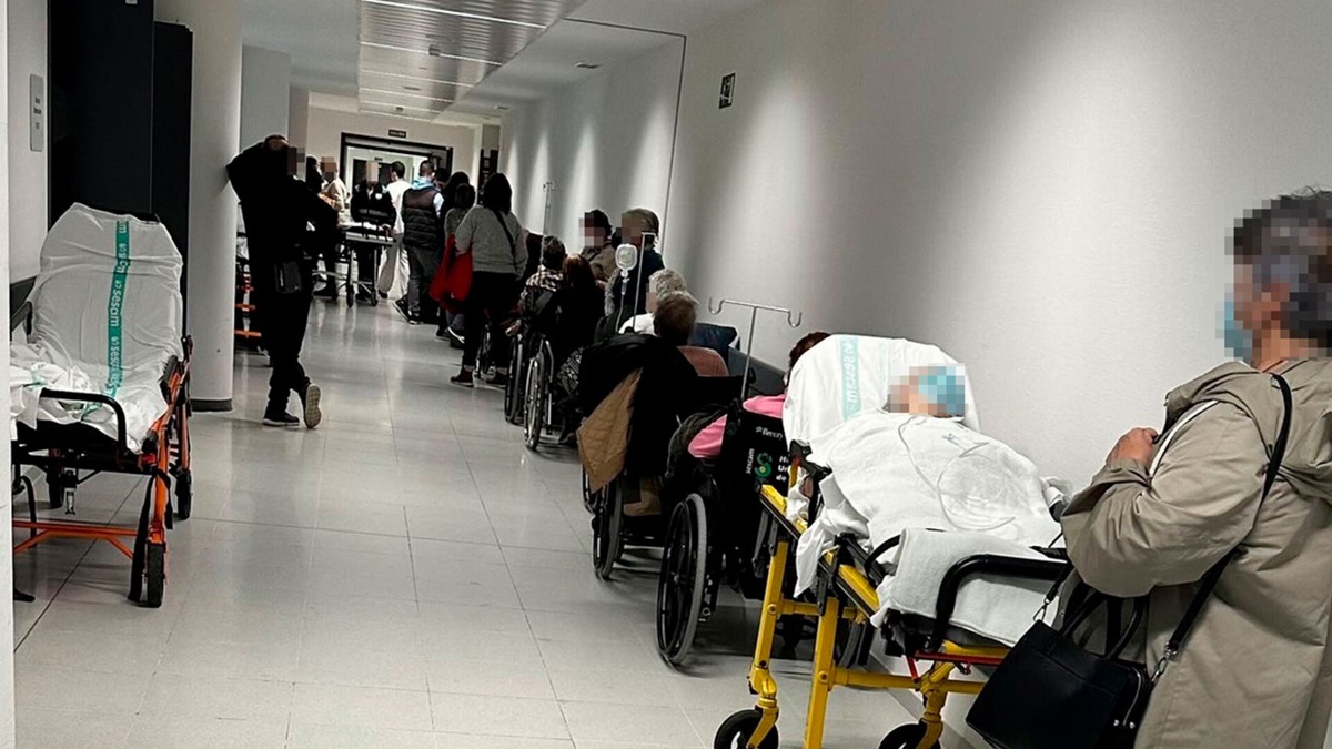 Colapso en las urgencias hospitalarias: más de 90 horas de espera para ...