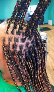 Flore Braids & Beauty