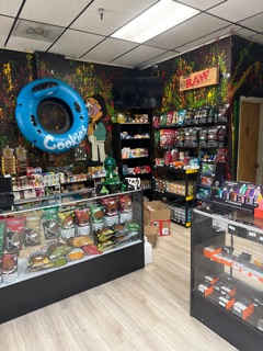 vape shop outlet bamber bridge Lakeside Breaks opens hobby, card shop storefront in Sheffield Lake