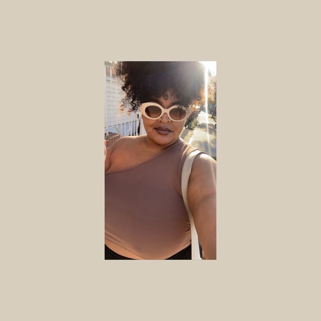 AppleMusic profile picture for @somewhere
