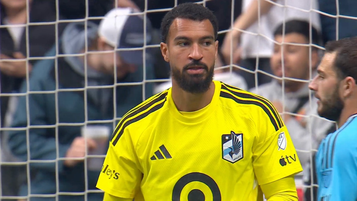 ‎Save: D. Callender vs. VAN, 70' - Watch MLS Highlights