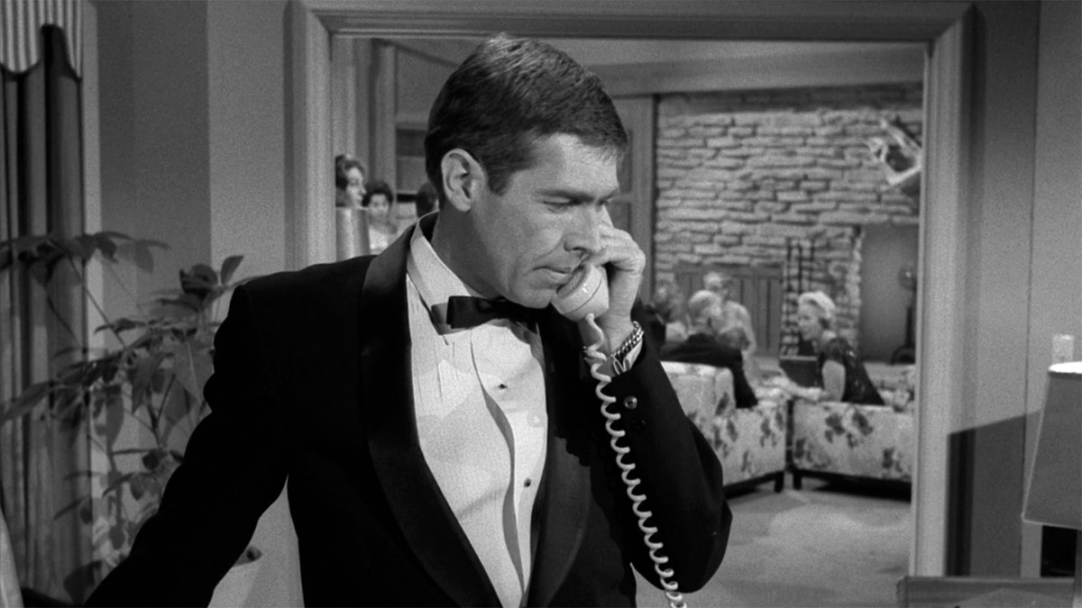 The Case of the Envious Editor Perry Mason (Season 4, Episode 13