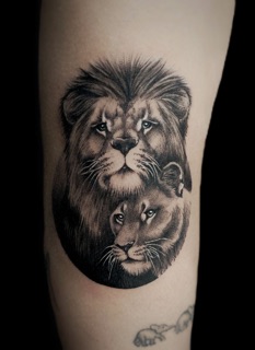 Misbely Tattoo tattoo studio in Eckerd Plaza at Santa Barbara