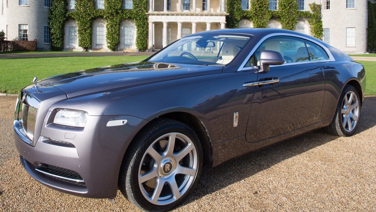 RollsRoyce Supercar Superbuild (Series 2, Episode 3) Apple TV (IE)