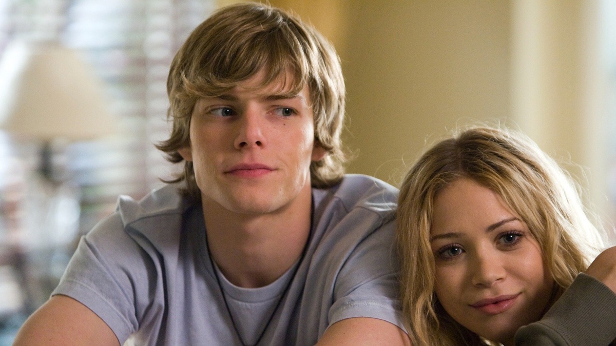 He Taught Me How to Drive By - Weeds (Season 3, Episode 7) - Apple TV