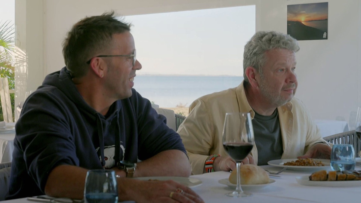 Programa 6: El mejor caldero de Murcia - Batalla de restaurantes (Temporada  1, Episodio 6) - Apple TV (ES)