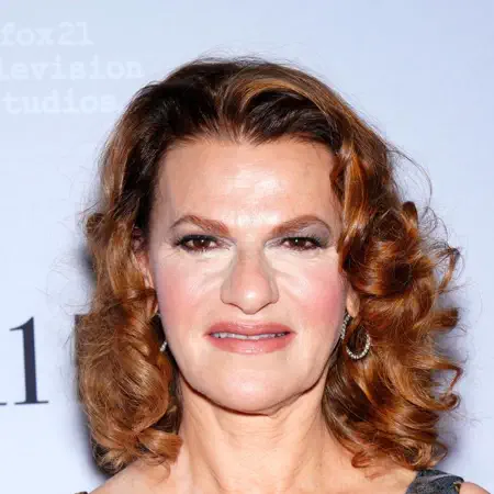 Sandra Bernhard