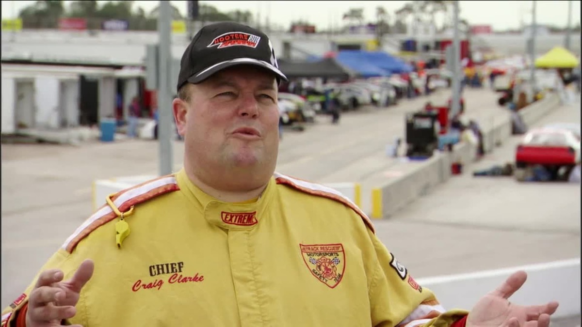 Car Rescuers - Risk Takers (Season 1, Episode 6) - Apple TV
