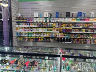423 smoke and vape 423 Discount Tobacco & Vape main image 0