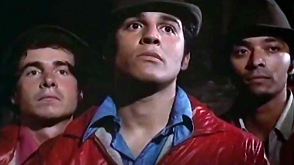 La Cruz y el Puñal - Apple TV (MX)