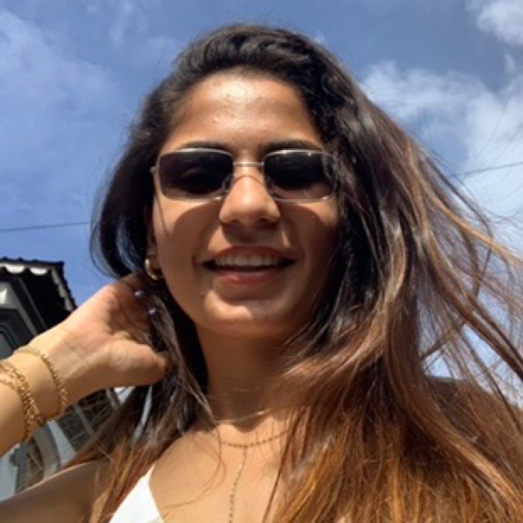 AppleMusic profile picture for @rishikaa