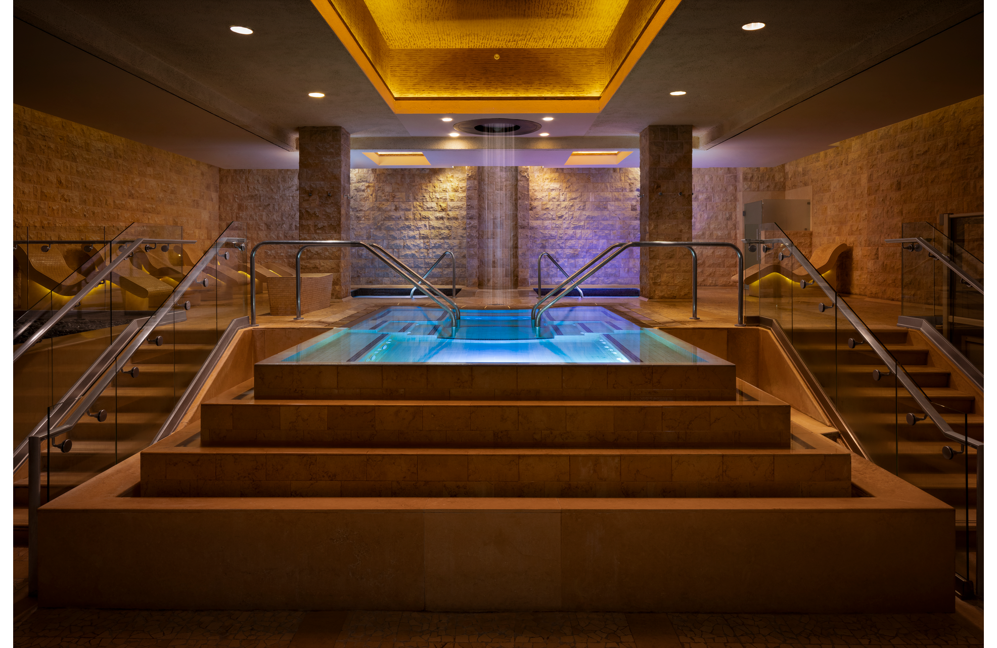 Qua Baths \u0026 Spa in Las Vegas, NV United States - Apple Maps, image size:1972x1281
