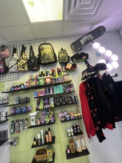 vape shops in newport So, I work at this fun little vape shop in the smallish city of Lufkin, TX  and every year we go all out on decorating for Halloween. Last year we  built a
