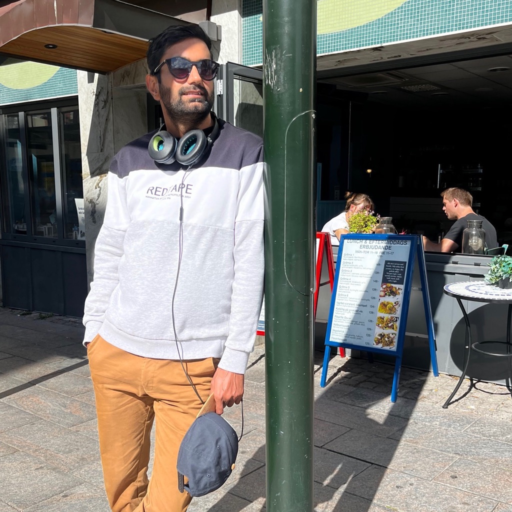 AppleMusic profile picture for @pawan