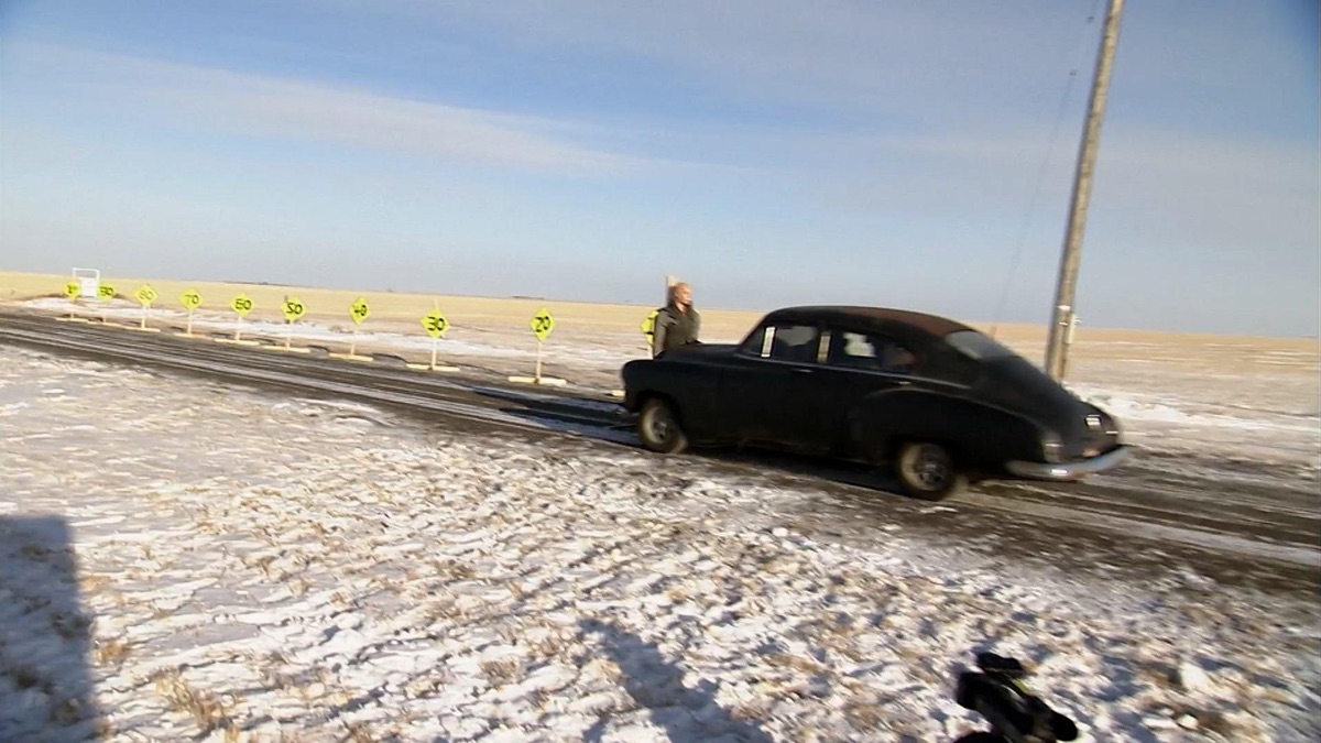 ‎Pedestrian Protector – The Re-Inventors (Season 1, Episode 12) - Apple ...
