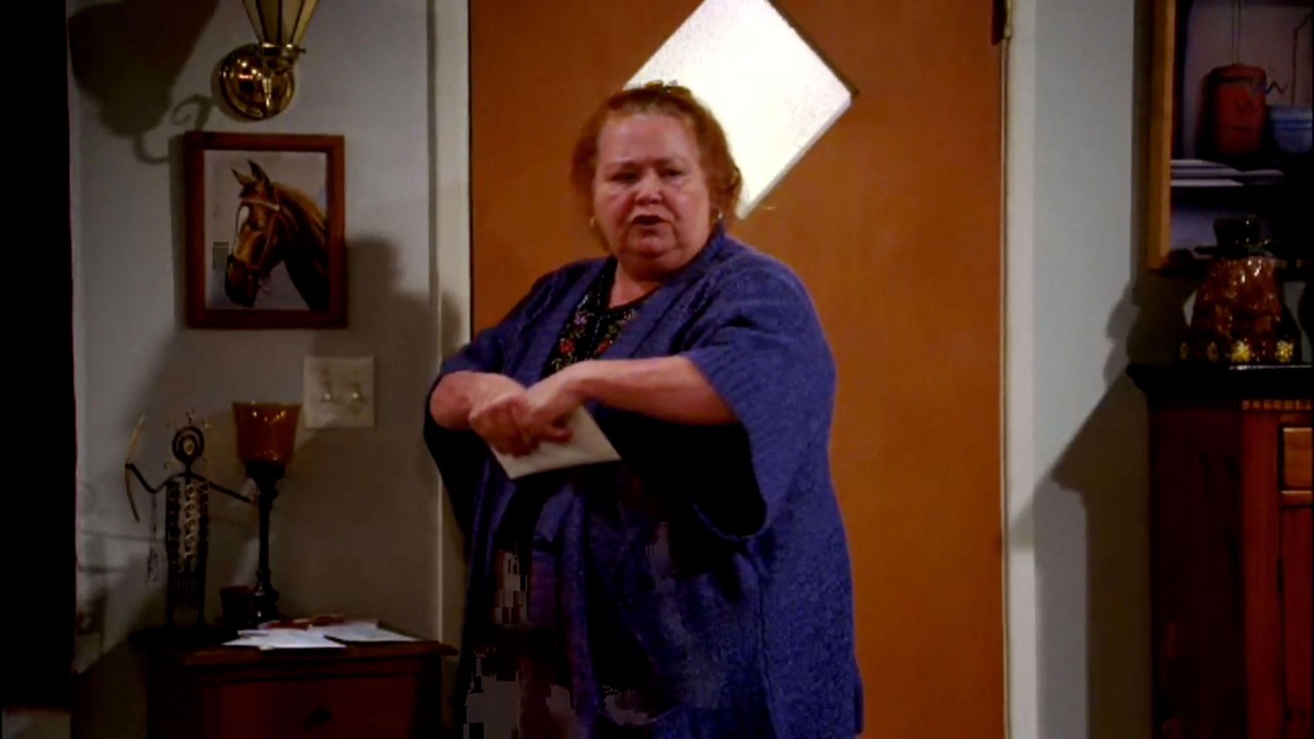 The War Against Gingivitis - Two And A Half Men (Series 9, Episode 18