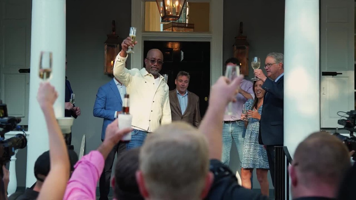 Making History – Rucker's Reno (Season 1, Episode 6) - Apple TV (AU)