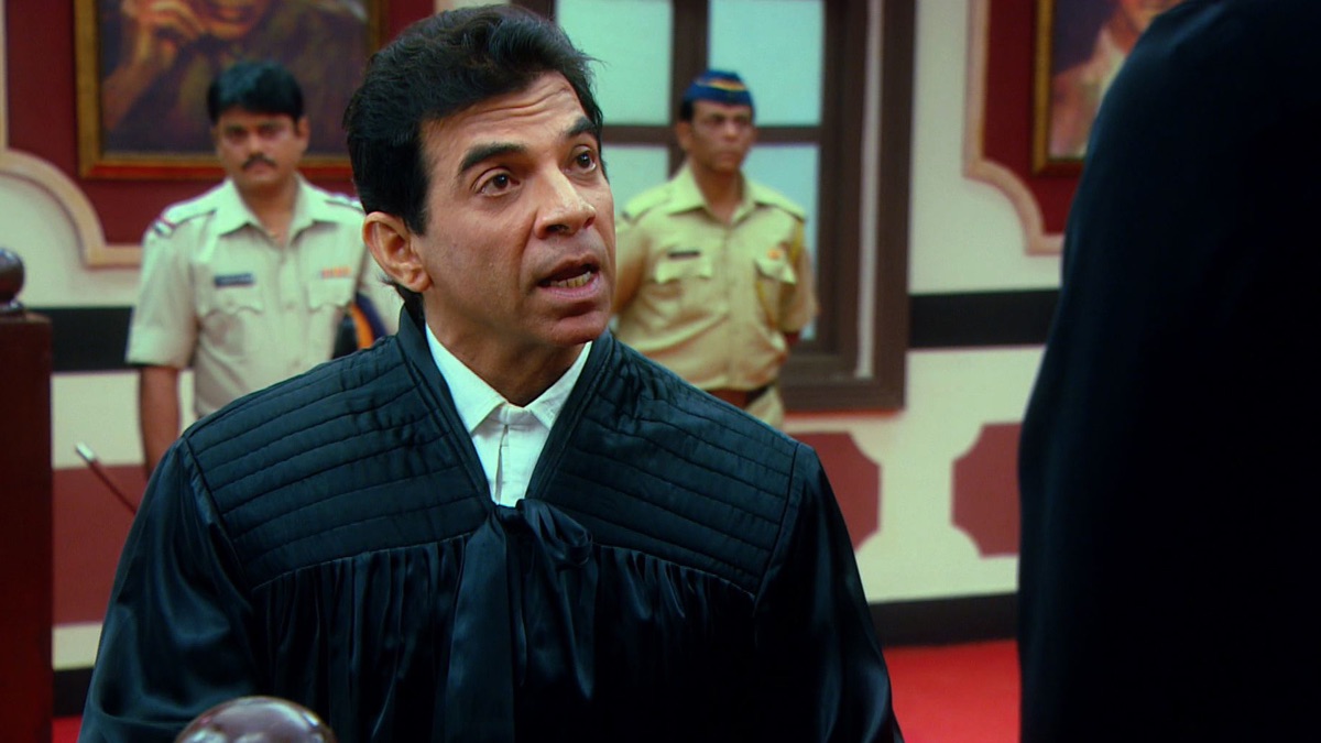‎Qatil Qaidi - Adaalat (Series 1, Episode 289) - Apple TV (IN)