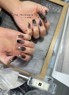 One Plus Beauty Nail & Lash image 9