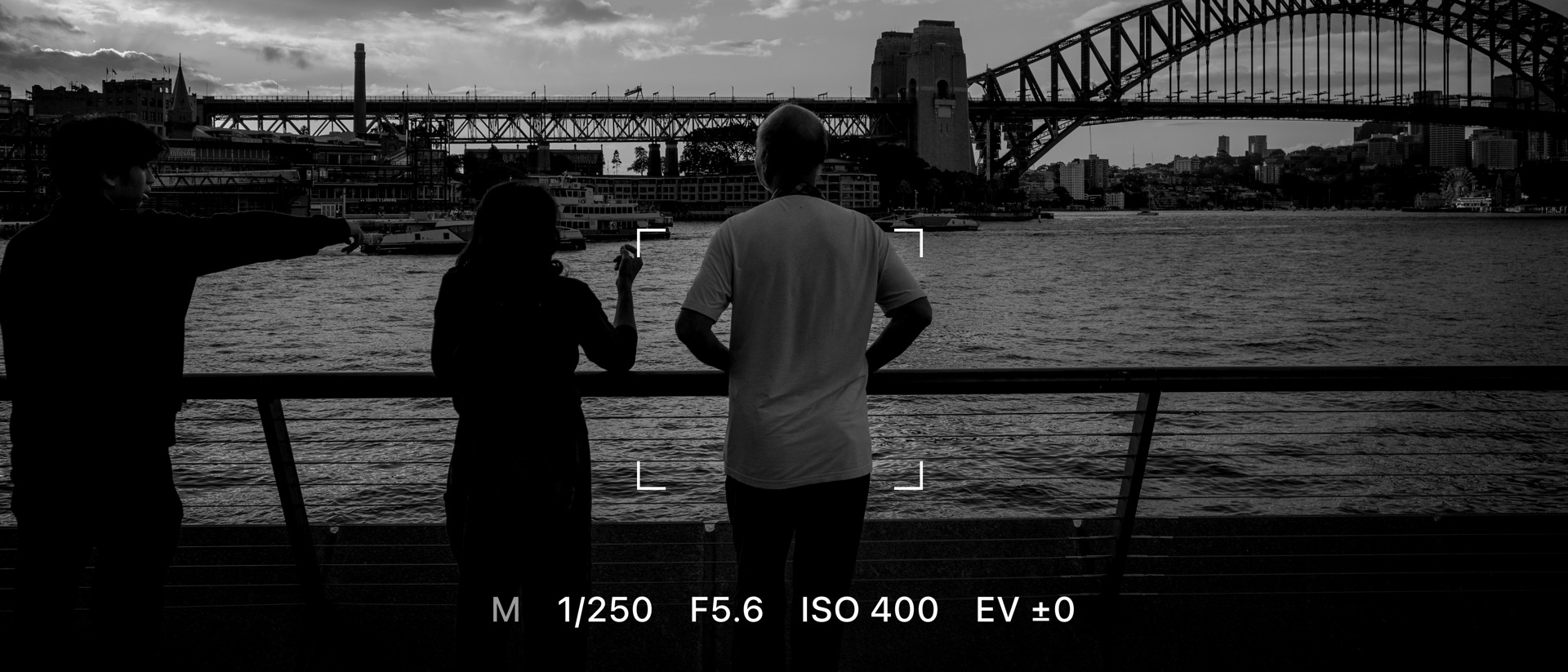 GR Snap - Ricoh GR Image Sync product page header