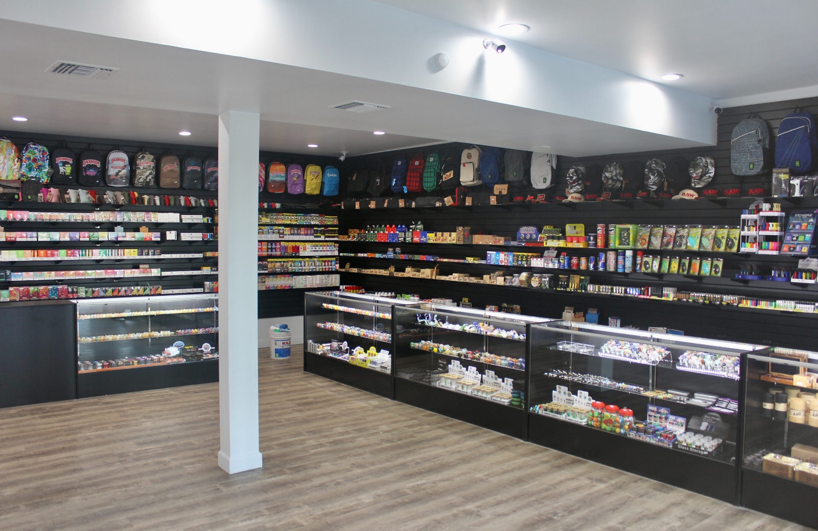 Ciggiz Smoke Shop in Fullerton, CA United States - Apple Maps