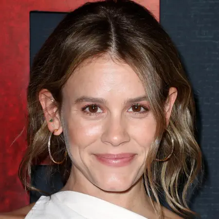 Sosie Bacon