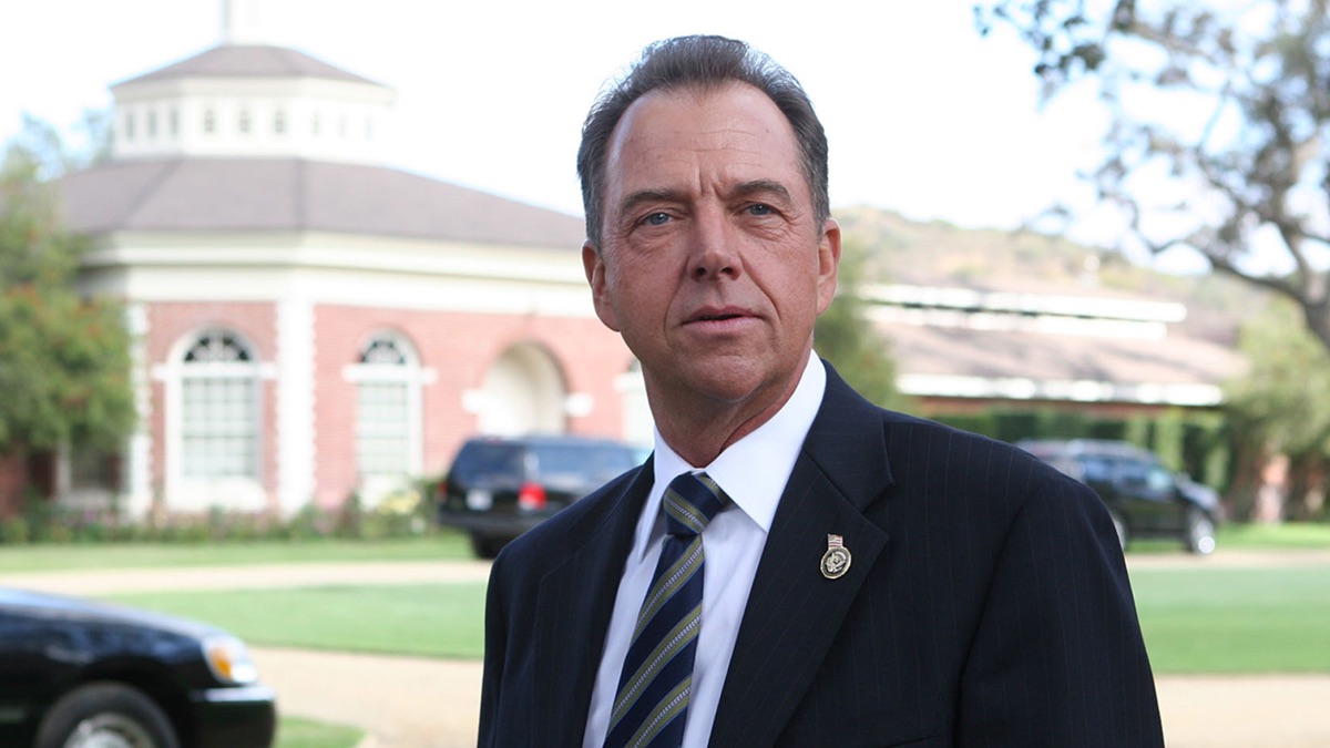 300 P.M. 400 P.M. 24 (Series 5, Episode 9) Apple TV (EG)