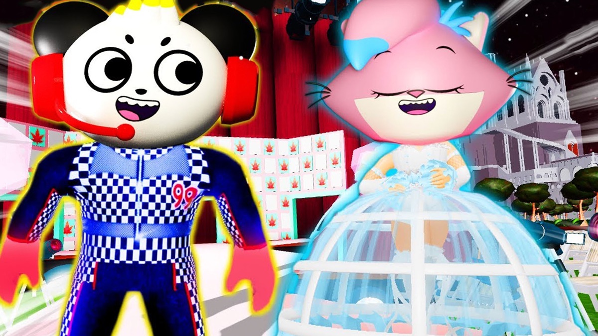 Combo Panda and Alpha Lexa Play Royale High! - Ryan's World (Series 18 ...