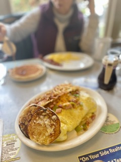 Dean's HomeStyle Cafe Photos