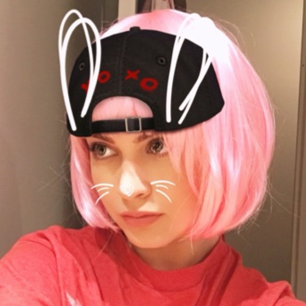 AppleMusic profile picture for @olololo