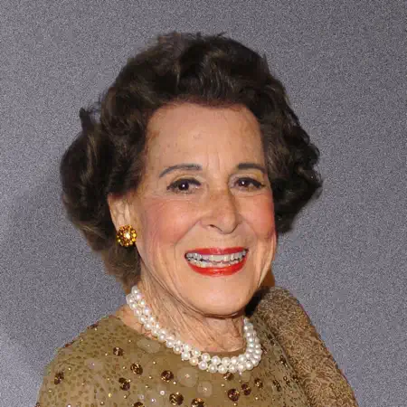Kitty Carlisle Hart