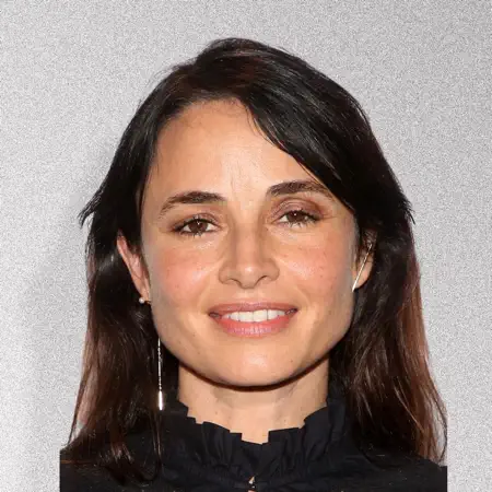 Mia Maestro