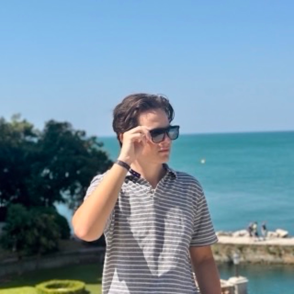 AppleMusic profile picture for @patrik