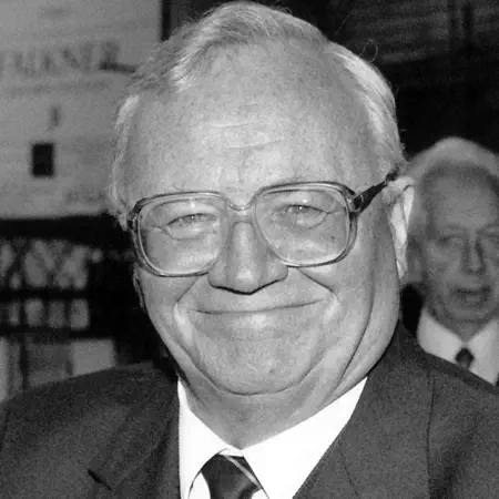 Harry Secombe