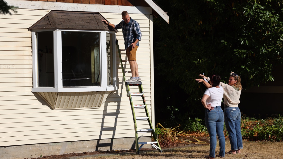 Retro Reno - Unsellable Houses (Season 3, Episode 4) - Apple TV