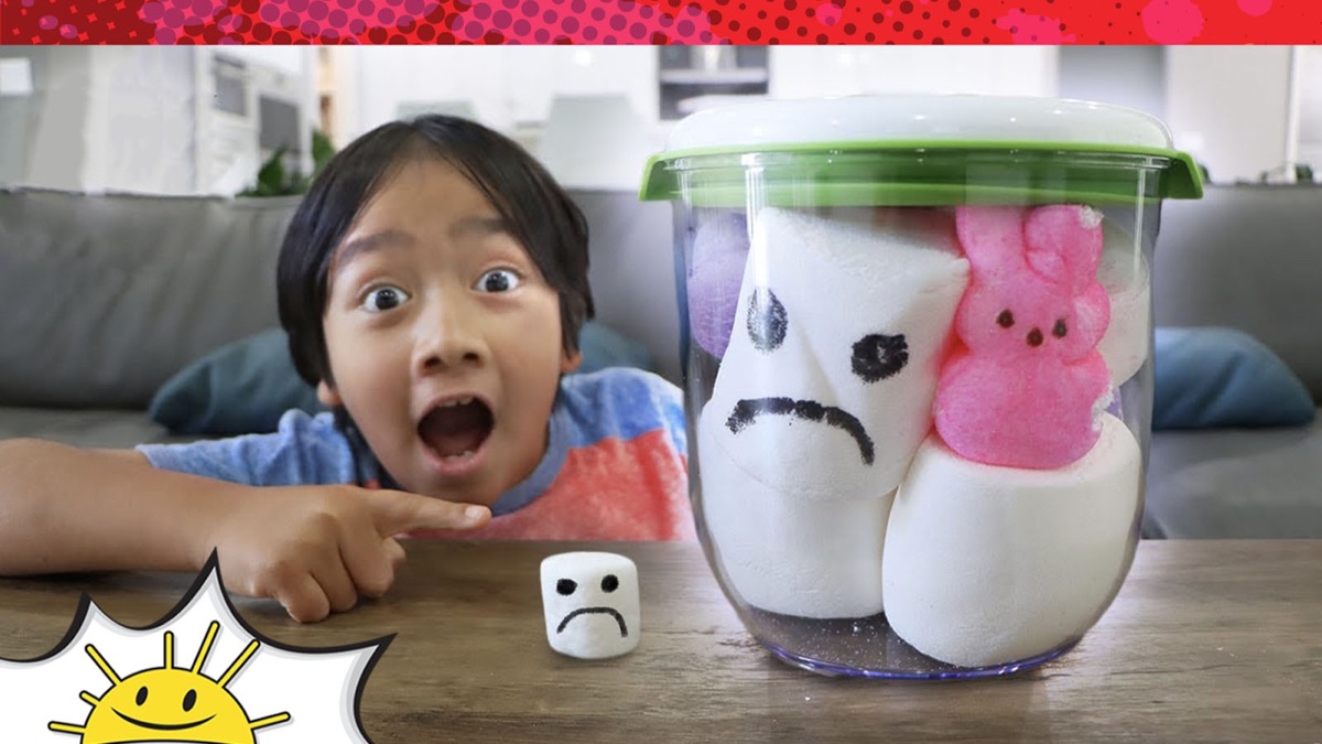 ‎Ryan's Marshmallow in a Vacuum Experiment! - Ryan's World (Series 3 ...