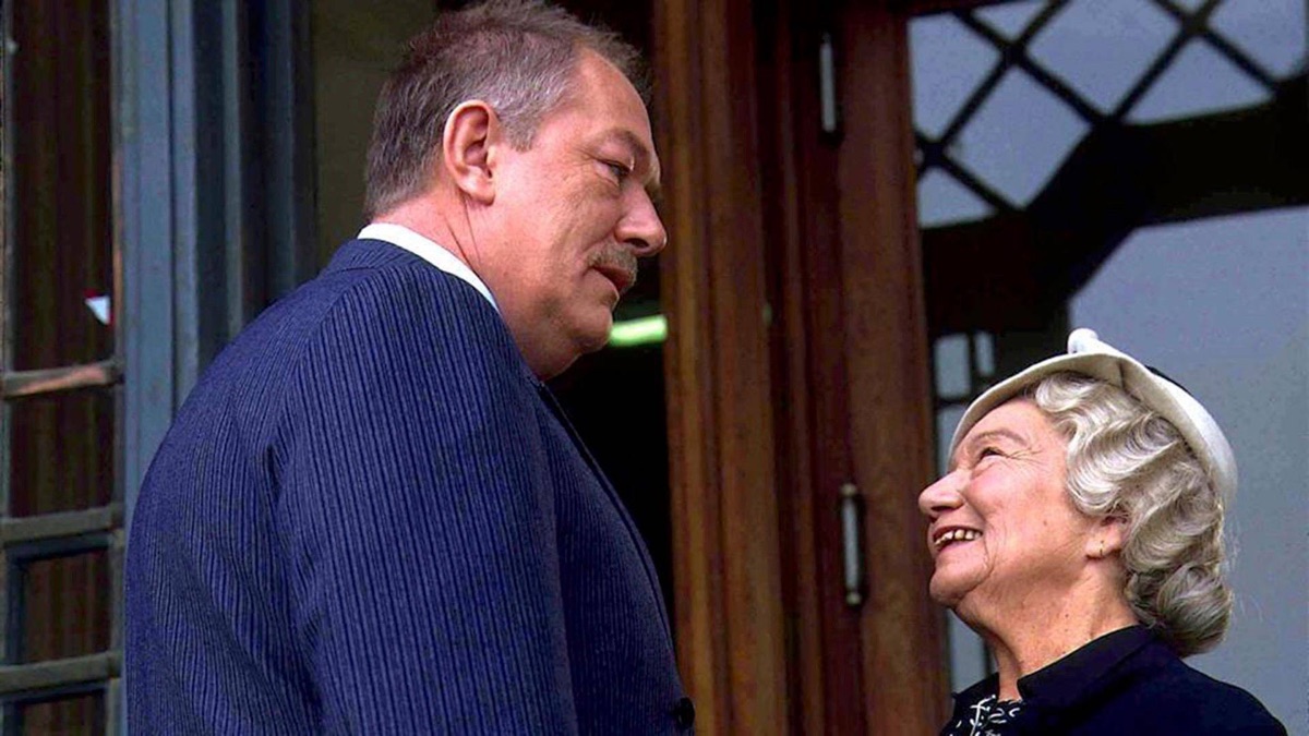 Maigret Goes to School main image 1